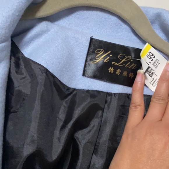 Sky blue coat Lg - Picture 2 of 4